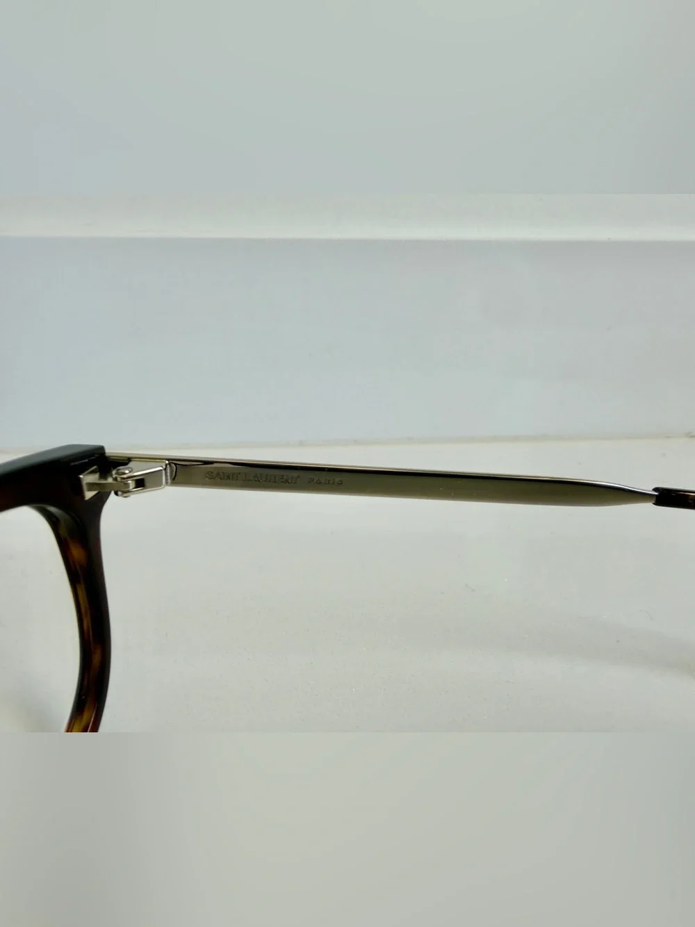 Saint Laurent Brown Tortoiseshell Oval Eyeglasses SL 513 002